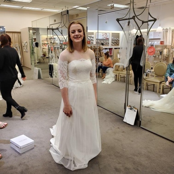 Boho wedding dress size 2 with hip alterations - Picture 1 of 3